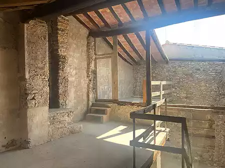 Casa de pueblo para restaurar, situada en Crespià - 3